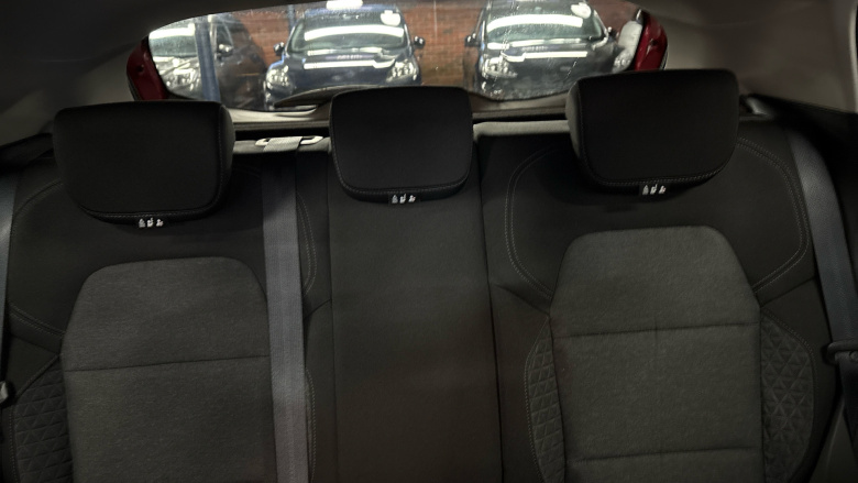 Renault Clio 1.0 TCe 100 Iconic 5dr Petrol Hatchback